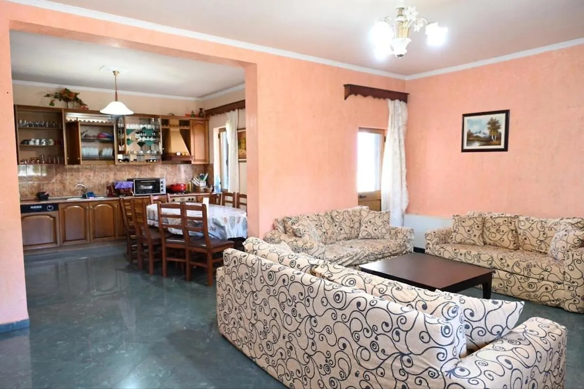 Holiday Villa! Lezhe Villa
